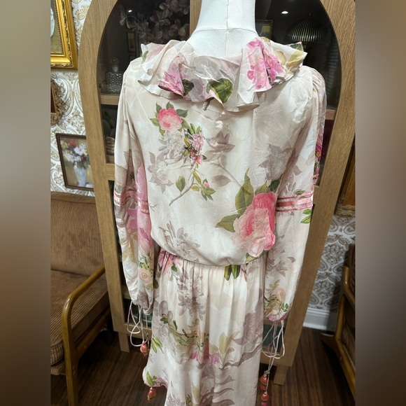 Rococo Sand 100% silk Floral Pink and Cream Dress size Large $686 BNWT - Picture 8 of 11